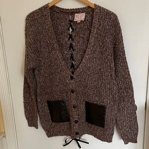 Size L Romeo & Juliet Couture Brown Knit Sweater